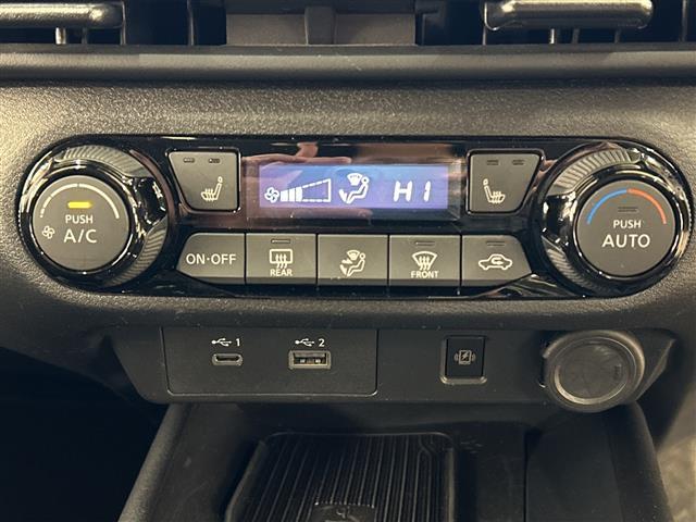 ノート e-パワー X FOUR 4WD/ETC/パワーウィンドウ/オートブレーキホールド/クルーズコントロール/シートヒーター/ステアリングヒーター/オートライト(20枚目)