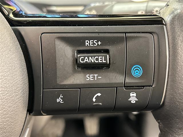 ノート e-パワー X FOUR 4WD/ETC/パワーウィンドウ/オートブレーキホールド/クルーズコントロール/シートヒーター/ステアリングヒーター/オートライト(32枚目)