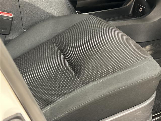 ノート e-パワー X FOUR 4WD/ETC/パワーウィンドウ/オートブレーキホールド/クルーズコントロール/シートヒーター/ステアリングヒーター/オートライト(35枚目)