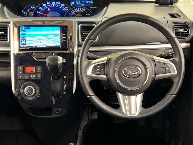 タント カスタムRS トップエディションSAIII 4WD/スマートキー/プッシュスタート/両側パワースライドドア/シートヒーター/ハーフレザーシート/アイドリングストップ/メモリーナビ(4枚目)