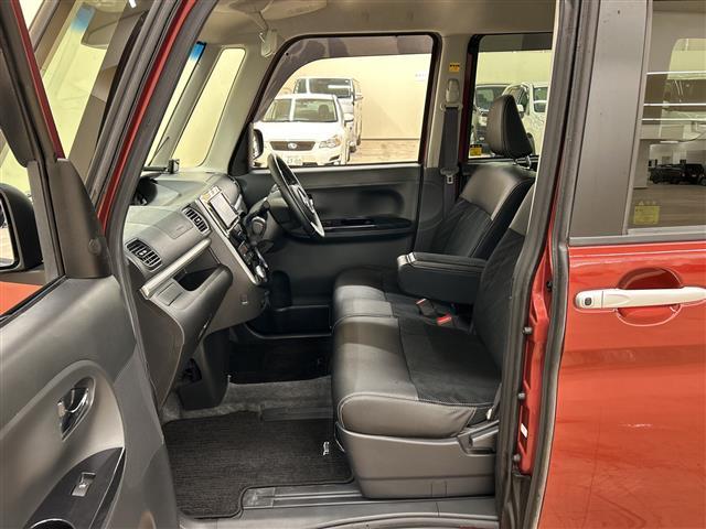 タント カスタムRS トップエディションSAIII 4WD/スマートキー/プッシュスタート/両側パワースライドドア/シートヒーター/ハーフレザーシート/アイドリングストップ/メモリーナビ(12枚目)