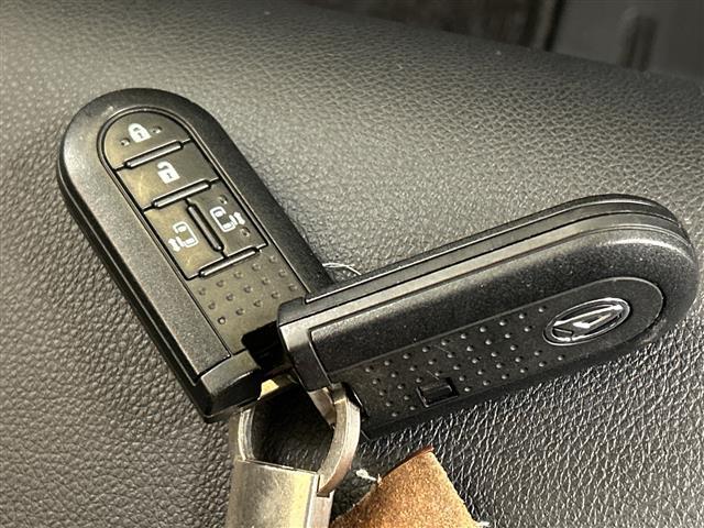 タント カスタムRS トップエディションSAIII 4WD/スマートキー/プッシュスタート/両側パワースライドドア/シートヒーター/ハーフレザーシート/アイドリングストップ/メモリーナビ(28枚目)