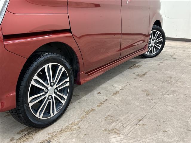 タント カスタムRS トップエディションSAIII 4WD/スマートキー/プッシュスタート/両側パワースライドドア/シートヒーター/ハーフレザーシート/アイドリングストップ/メモリーナビ(39枚目)