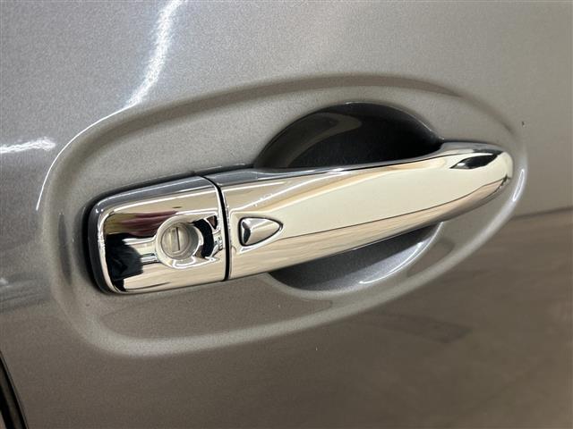 エクストレイル ２０Ｘ　エマージェンシーブレーキパッケージ　４ＷＤ／クルーズコントロール／アイドリングストップ／メモリナビ／ワンセグテレビ／バックカメラ／クルーズコントロール／ドアバイザー／プッシュスタート／ＥＴＣ／エンジンスターター（32枚目）