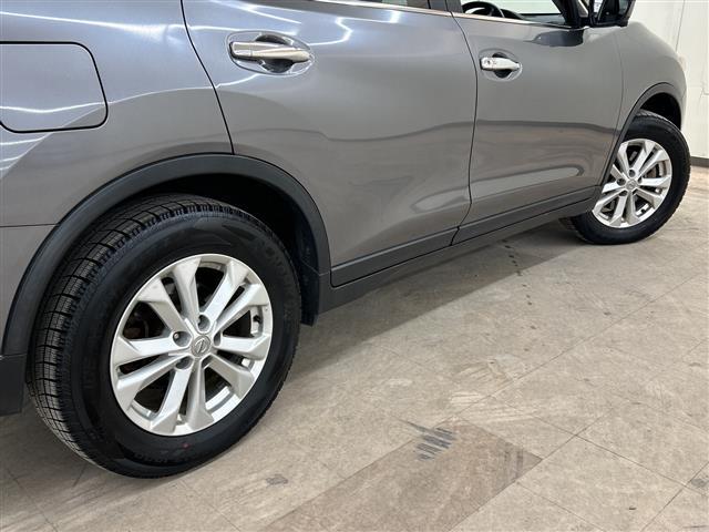 エクストレイル ２０Ｘ　エマージェンシーブレーキパッケージ　４ＷＤ／クルーズコントロール／アイドリングストップ／メモリナビ／ワンセグテレビ／バックカメラ／クルーズコントロール／ドアバイザー／プッシュスタート／ＥＴＣ／エンジンスターター（35枚目）