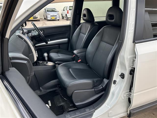 エクストレイル 20X 4WD/純正ナビ/フルセグテレビ/バックカメラ/ドアバイザー/ETC/冬タイヤ付き/HIDヘッドライト(11枚目)