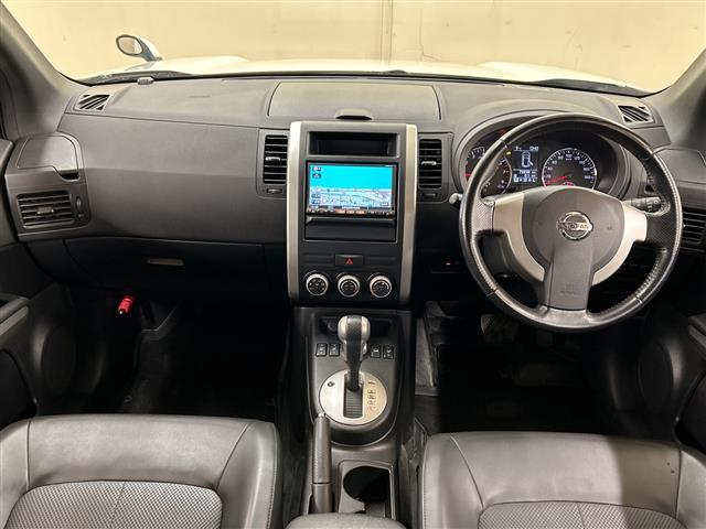 エクストレイル 20X 4WD/純正ナビ/フルセグテレビ/バックカメラ/ドアバイザー/ETC/冬タイヤ付き/HIDヘッドライト(42枚目)