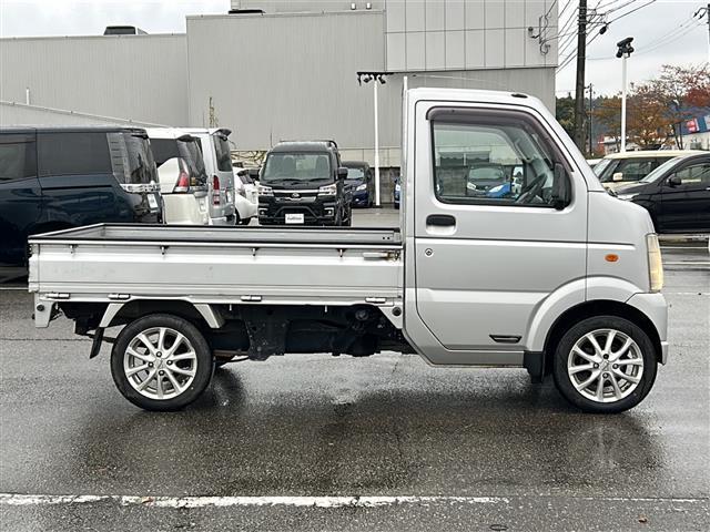 キャリイトラック ベースグレード 4WD 5速マニュアル 社外カーオーディオ CD USB入力端子 ハロゲンヘッドライト 社外フロアマット 社外荷台ラバーマット 保証書 取扱説明書(30枚目)