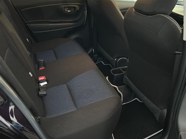 ヴィッツ F セーフティーエディションII 4WD トヨタセーフティセンスC 衝突軽減ブレーキ クリアランスソナー レーンキープアシスト SDナビ ワンセグTV Bluetooth バックカメラ LEDライト ETC スマートキー(25枚目)