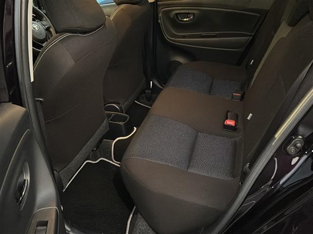 ヴィッツ F セーフティーエディションII 4WD トヨタセーフティセンスC 衝突軽減ブレーキ クリアランスソナー レーンキープアシスト SDナビ ワンセグTV Bluetooth バックカメラ LEDライト ETC スマートキー(27枚目)