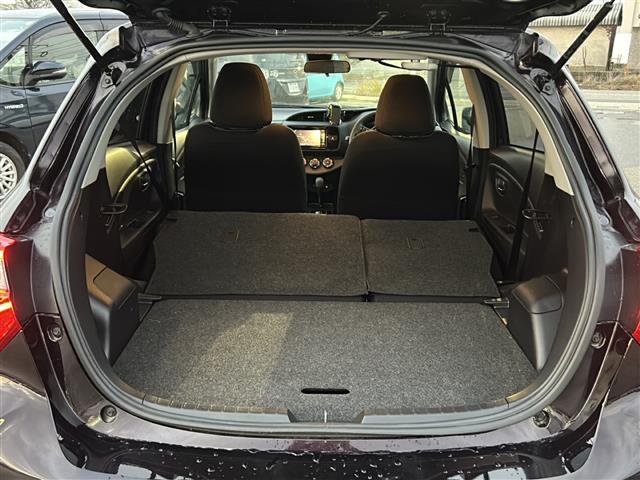 ヴィッツ F セーフティーエディションII 4WD トヨタセーフティセンスC 衝突軽減ブレーキ クリアランスソナー レーンキープアシスト SDナビ ワンセグTV Bluetooth バックカメラ LEDライト ETC スマートキー(29枚目)