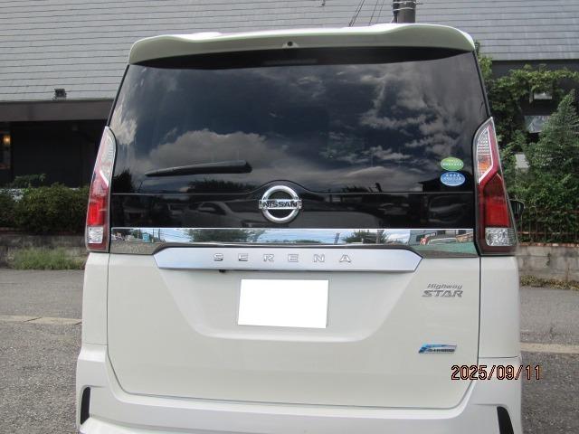セレナ ハイウェイスター　記録簿　ＡＣ　ＰＳ　ハイブリッド　後席モニター　ＣＶＴ　盗難防止システム　衝突安全ボディ　スマートキー　衝突被害軽減システム　バックカメラ　オートライト　アイドリングストップ（3枚目）