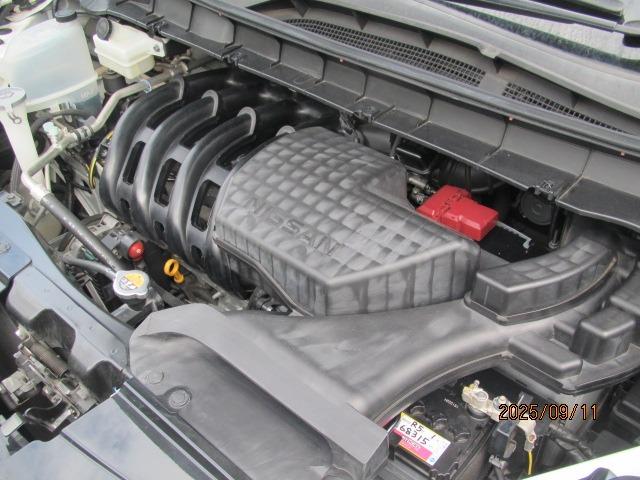 セレナ ハイウェイスター　記録簿　ＡＣ　ＰＳ　ハイブリッド　後席モニター　ＣＶＴ　盗難防止システム　衝突安全ボディ　スマートキー　衝突被害軽減システム　バックカメラ　オートライト　アイドリングストップ（24枚目）