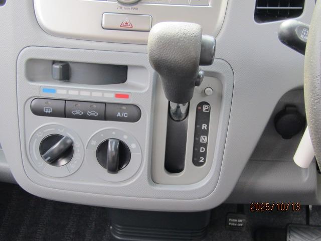 AZワゴン XG 記録簿 禁煙車 CD 盗難防止システム 衝突安全ボディ キーレスエントリー 電動格納ミラー(15枚目)