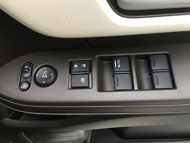 L 届出済未使用車 ホンダセンシング パワースライドドア シートヒーター LEDヘッドライト プッシュスタート ステアリングリモコン レーダークルーズコントロール(11枚目)