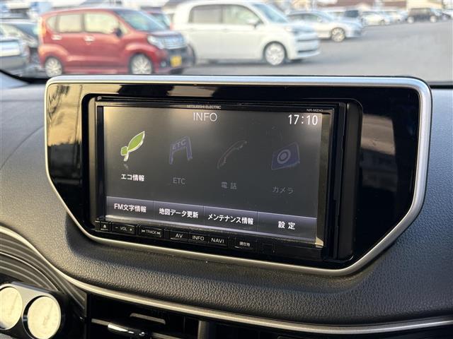 ムーヴ カスタム　Ｘ　ハイパーＳＡ　ナビ（ＣＤ／ＤＶＤ／ＳＤ）　ツートンルーフ　バックカメラ　ワンセグテレビ　スマートアシスト　ドライブレコーダー　ベンチシート　ステアリングスイッチ　スマートキー　純正アルミホイール（17枚目）