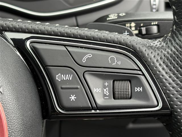 A4 2.0TFSIクワトロ ナビ(CD/DVD/SD/USB/AUX) バックカメラ フルセグテレビ 衝突軽減ブレーキ コーナーセンサー レーダークルーズコントロール パワーシート シートヒーター ブレーキホールド ETC(5枚目)