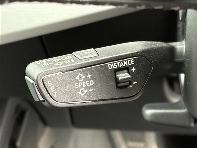 A4 2.0TFSIクワトロ ナビ(CD/DVD/SD/USB/AUX) バックカメラ フルセグテレビ 衝突軽減ブレーキ コーナーセンサー レーダークルーズコントロール パワーシート シートヒーター ブレーキホールド ETC(6枚目)