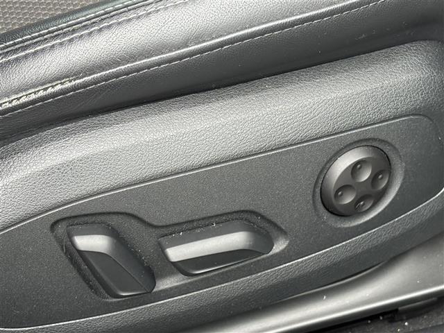 A4 2.0TFSIクワトロ ナビ(CD/DVD/SD/USB/AUX) バックカメラ フルセグテレビ 衝突軽減ブレーキ コーナーセンサー レーダークルーズコントロール パワーシート シートヒーター ブレーキホールド ETC(23枚目)