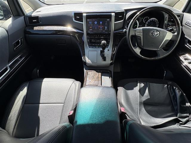 ヴェルファイアハイブリッド ZR ALPINEナビ(CD/DVD/BT/SD) フルセグテレビ フリップダウンモニター 両側パワースライドドア パワーシート シートメモリー クルーズコントロール コーナーセンサー 電動リアゲート(2枚目)