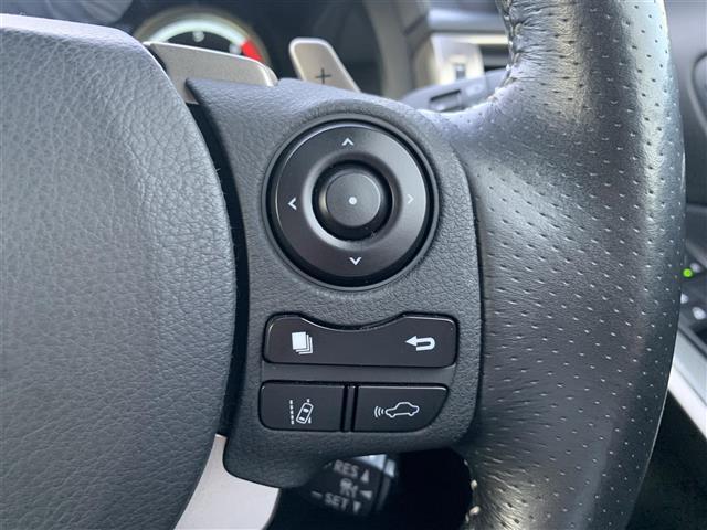 IS IS300h Fスポーツ 純正ナビ フルセグ バックカメラ 純正ビルトインETC2.0 ステアリングスイッチ ブルーレイ視聴可 プリクラッシュセーフティ レーンキープアシスト アダプティブクルーズコントロール オートハイビーム(6枚目)