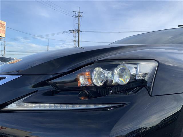 IS IS300h Fスポーツ 純正ナビ フルセグ バックカメラ 純正ビルトインETC2.0 ステアリングスイッチ ブルーレイ視聴可 プリクラッシュセーフティ レーンキープアシスト アダプティブクルーズコントロール オートハイビーム(36枚目)