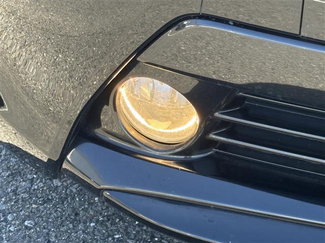 プリウス S 純正SDナビ(CD/DVD/BT/SD) バックカメラ フルセグテレビ ETC スマートキー オートライト プッシュスタートボタン ステアリングスイッチ 社外アルミホイール フロアマット(35枚目)