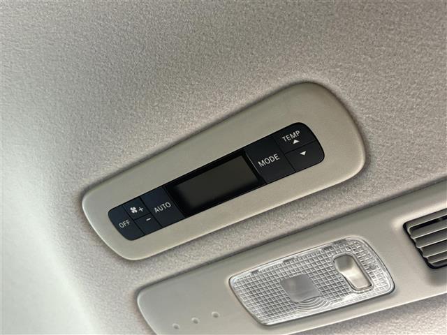 セレナ ライダーブラックラインS-HVアドバンスドセーフティ 純正ナビ(CD/DVD/AUX/BT) 全方位カメラ エマージェンシーブレーキ 両側パワースライドドア コーナーセンサー クルーズコントロール オートライト スマートキー プッシュスタートボタン(29枚目)