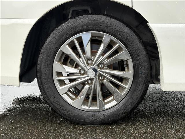 セレナ ライダーブラックラインS-HVアドバンスドセーフティ 純正ナビ(CD/DVD/AUX/BT) 全方位カメラ エマージェンシーブレーキ 両側パワースライドドア コーナーセンサー クルーズコントロール オートライト スマートキー プッシュスタートボタン(37枚目)