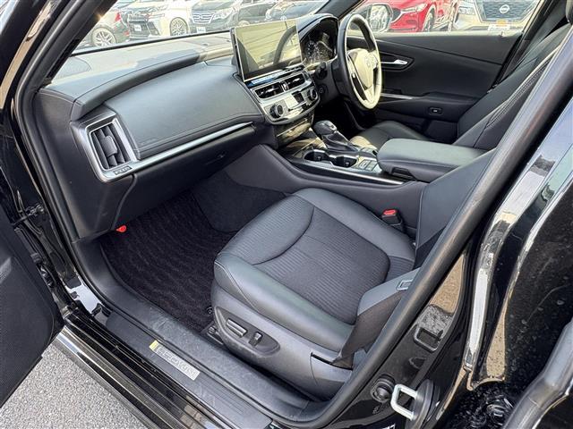 クラウンハイブリッド RS ナビ(CD/DVD/BT/SD/USB/Miracast) フルセグテレビ 全方位カメラ ヘッドアップディスプレイ 前後ドライブレコーダー ETC2.0 AC100V プリクラッシュセーフティ(26枚目)