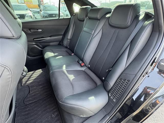 クラウンハイブリッド RS ナビ(CD/DVD/BT/SD/USB/Miracast) フルセグテレビ 全方位カメラ ヘッドアップディスプレイ 前後ドライブレコーダー ETC2.0 AC100V プリクラッシュセーフティ(32枚目)