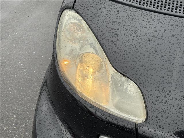 スマートフォーツークーペ ｍｈｄ　ナビ（ＡＭ／ＦＭ／ワンセグ）　ガラスルーフ　リモコンキー　純正フロアマット　ＥＴＣ　ダブルエアバック　ＡＢＳ　純正アルミホイール（19枚目）