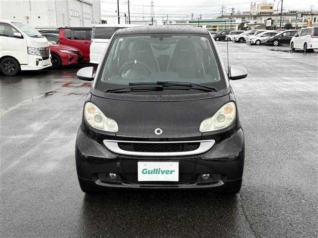 スマートフォーツークーペ ｍｈｄ　ナビ（ＡＭ／ＦＭ／ワンセグ）　ガラスルーフ　リモコンキー　純正フロアマット　ＥＴＣ　ダブルエアバック　ＡＢＳ　純正アルミホイール（21枚目）