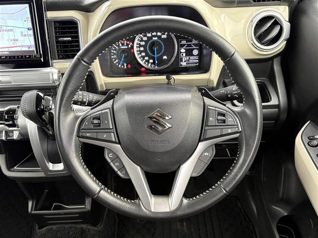 クロスビー ハイブリッドＭＺ　純正ナビ（ＣＤ／ＤＶＤ／ＢＴ／ＳＤ／ＵＳＢ）　全方位カメラ　フルセグテレビ　衝突軽減ブレーキ　前後ドライブレコーダー　ＥＴＣ　前席シートヒーター　コーナーセンサー　ステアリングリモコン（2枚目）