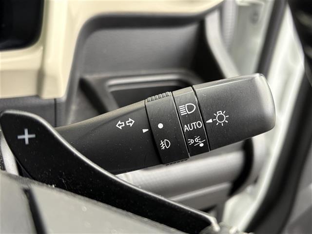 クロスビー ハイブリッドＭＺ　純正ナビ（ＣＤ／ＤＶＤ／ＢＴ／ＳＤ／ＵＳＢ）　全方位カメラ　フルセグテレビ　衝突軽減ブレーキ　前後ドライブレコーダー　ＥＴＣ　前席シートヒーター　コーナーセンサー　ステアリングリモコン（6枚目）