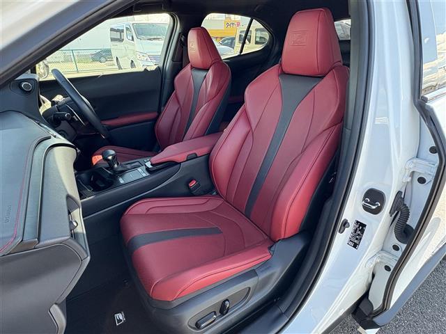 UX UX250h Fスポーツ 純正10.3インチナビ(BT/CD/DVD/フルセグ/USB/SD/Miracast) TRDエアロ ムーンルーフ 赤レザーシート 全方位カメラ 三眼LEDヘッドライト ヘッドアップディスプレイ(27枚目)