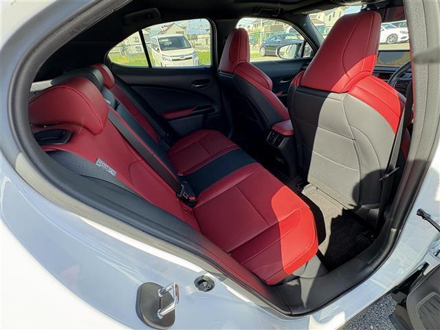 UX UX250h Fスポーツ 純正10.3インチナビ(BT/CD/DVD/フルセグ/USB/SD/Miracast) TRDエアロ ムーンルーフ 赤レザーシート 全方位カメラ 三眼LEDヘッドライト ヘッドアップディスプレイ(28枚目)