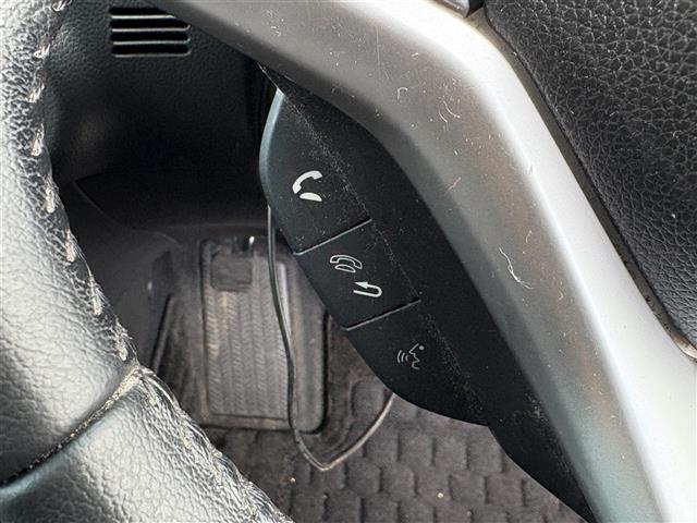 シャトル ハイブリッド ナビ(CD/DVD/BT/SD/USB) フルセグテレビ バックカメラ 衝突軽減ブレーキ レーダークルーズコントロール ETC シートヒーター ステアリングスイッチ パドルシフト スマートキー(8枚目)