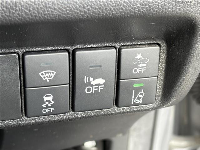 シャトル ハイブリッド ナビ(CD/DVD/BT/SD/USB) フルセグテレビ バックカメラ 衝突軽減ブレーキ レーダークルーズコントロール ETC シートヒーター ステアリングスイッチ パドルシフト スマートキー(10枚目)