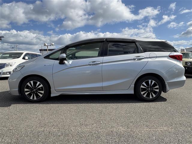 シャトル ハイブリッド ナビ(CD/DVD/BT/SD/USB) フルセグテレビ バックカメラ 衝突軽減ブレーキ レーダークルーズコントロール ETC シートヒーター ステアリングスイッチ パドルシフト スマートキー(40枚目)