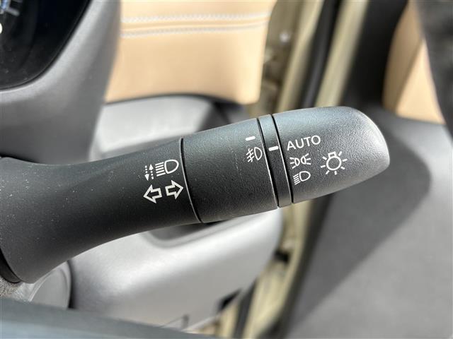 ルークス ハイウェイスター Gターボプロパイロットエディション 純正ナビ(CD/DVD/BT/SD/USB) アラウンドビューモニター フルセグテレビ エマージェンシーブレーキ レーンキープアシスト コーナーセンサー ブラウンシート ドライブレコーダー ETC(6枚目)