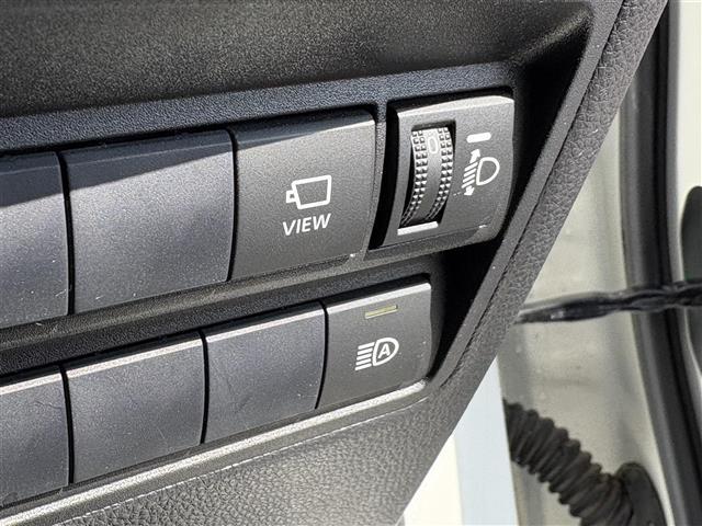 ヤリスクロス ハイブリッドＺ　ナビ（ＢＴ／ＵＳＢ／Ｍｉｒａｃａｓｔ）　モデリスタエアロ　パノラマビュー　フルセグテレビ　テレビキャンセラー　プリクラッシュセーフティ　レーンキープアシスト　ブラインドスポットモニター（7枚目）