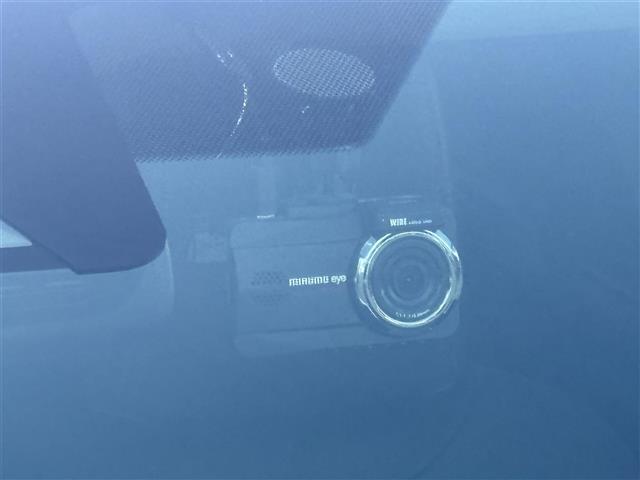 ヤリスクロス ハイブリッドＺ　ナビ（ＢＴ／ＵＳＢ／Ｍｉｒａｃａｓｔ）　モデリスタエアロ　パノラマビュー　フルセグテレビ　テレビキャンセラー　プリクラッシュセーフティ　レーンキープアシスト　ブラインドスポットモニター（13枚目）