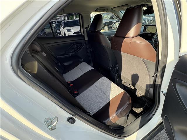 ヤリスクロス ハイブリッドＺ　ナビ（ＢＴ／ＵＳＢ／Ｍｉｒａｃａｓｔ）　モデリスタエアロ　パノラマビュー　フルセグテレビ　テレビキャンセラー　プリクラッシュセーフティ　レーンキープアシスト　ブラインドスポットモニター（28枚目）