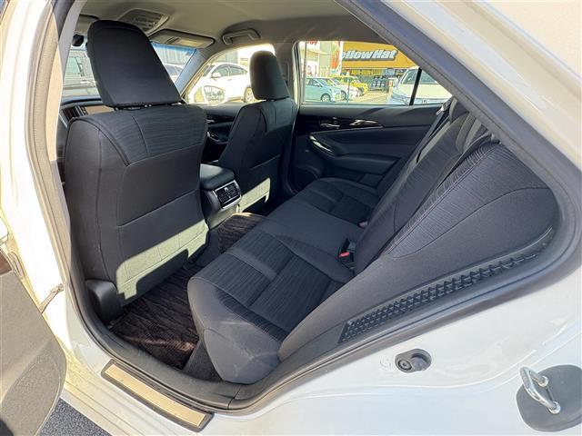 クラウンハイブリッド アスリートＳ　純正ナビ（ＣＤ／ＤＶＤ／ＵＳＢ／ＡＵＸ／ＢＴ）　バックカメラ　フルセグテレビ　レーダークルーズコントロール　テレビキャンセラー　コーナーセンサー　ＥＴＣ　ドライブレコーダー　ステアリングヒーター（32枚目）