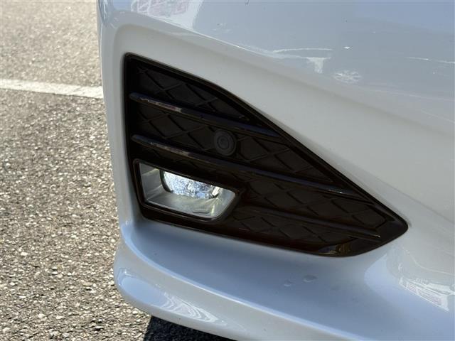 クラウンハイブリッド アスリートＳ　純正ナビ（ＣＤ／ＤＶＤ／ＵＳＢ／ＡＵＸ／ＢＴ）　バックカメラ　フルセグテレビ　レーダークルーズコントロール　テレビキャンセラー　コーナーセンサー　ＥＴＣ　ドライブレコーダー　ステアリングヒーター（36枚目）