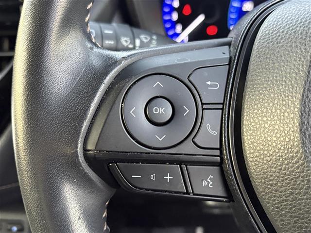 カローラツーリング ハイブリッド　ダブルバイビー　ナビ（ＢＴ／ＣＤ／ＤＶＤ／ＵＳＢ／Ｍｉｒａｃａｓｔ）　バックカメラ　フルセグテレビ　プリクラッシュセーフティ　ブラインドスポットモニター　コーナーセンサー　ブレーキホールド　オートハイビーム（4枚目）