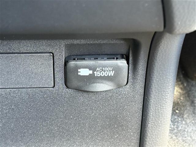 プリウス Ｚ　純正ナビ（ＢＴ／Ｍｉｒａｃａｓｔ／ＵＳＢ）　全方位カメラ　フルセグテレビ　純正プレミアムスピーカー　ＡＣ１００Ｖ　レーダークルーズコントロール　プリクラッシュセーフティ　ブラインド　スポットモニター（33枚目）