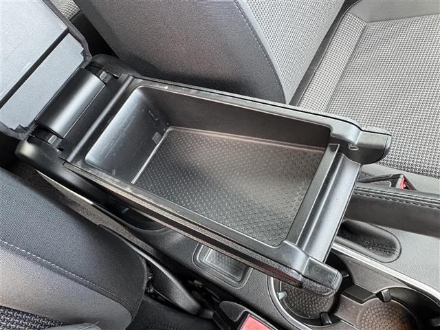 ザ・ビートル デザイン ナビ(CD/DVD/BT/AUX/SD) バックカメラ フルセグテレビ ドライブレコーダー ETC クルーズコントロール MTモード付AT オートライト スマートキー プッシュスタートボタン(22枚目)