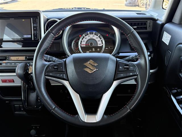 スペーシアカスタム ハイブリッドＸＳ　ナビ（ＣＤ／ＤＶＤ／ＳＤＵＳＢ）　バックカメラ　両側パワースライドドア　衝突軽減ブレーキ　レーンキープアシスト　コーナーセンサー　レーダークルーズコントロール　オートハイビーム　運転席シートヒーター（2枚目）